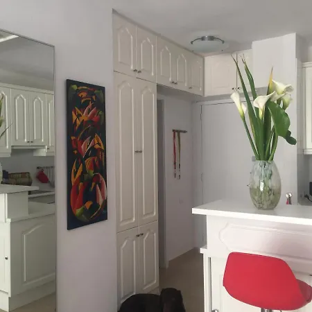El Jardin Apartment